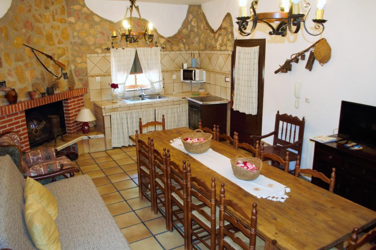 Casa Rural El Huerto Del Trucho Oliete Eksteriør billede